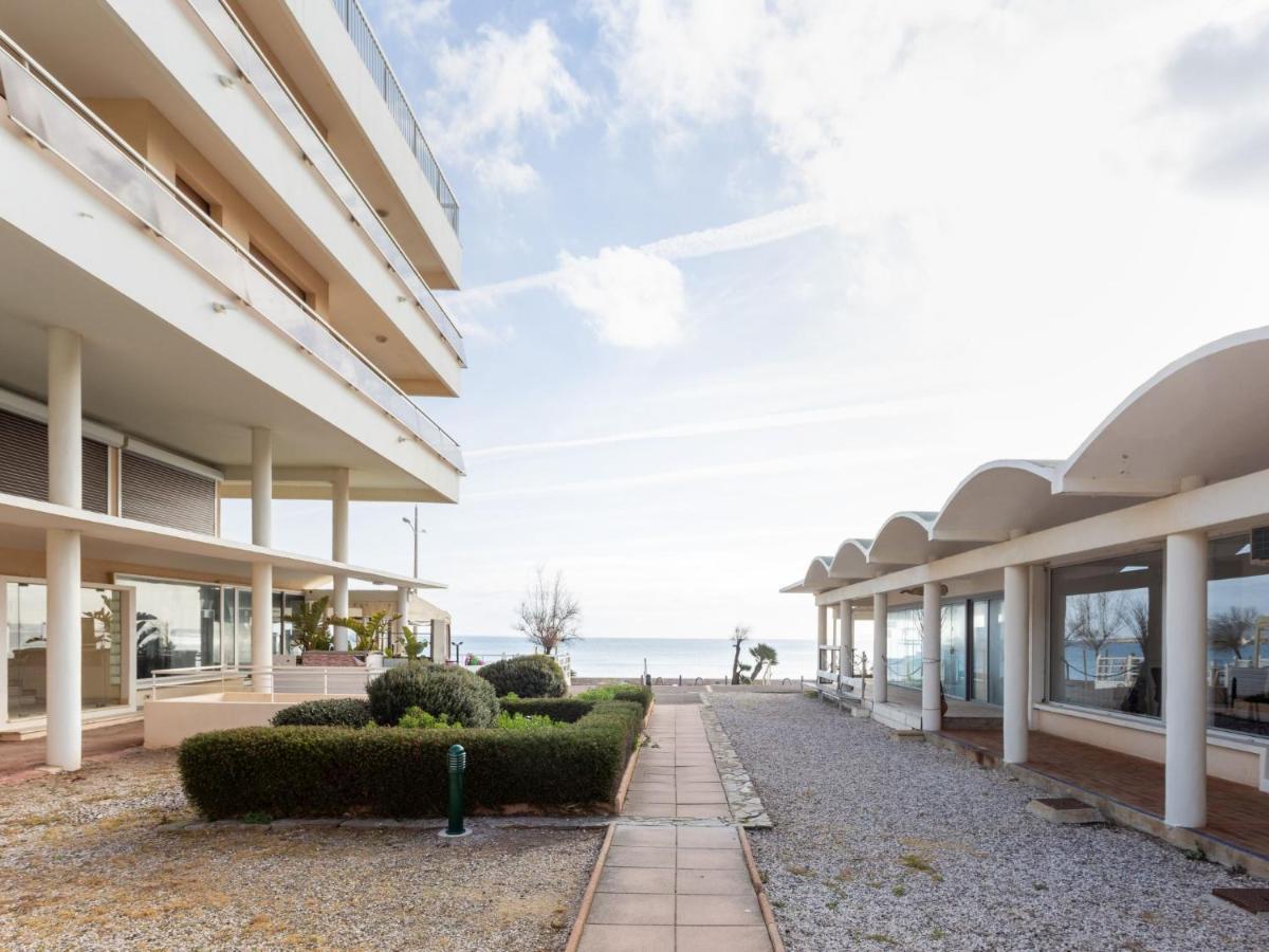 Studio Le Grand Large-4 By Interhome Le Lavandou Dış mekan fotoğraf