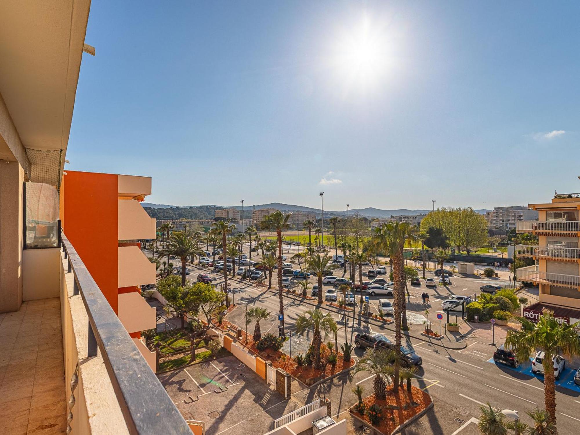 Studio Le Grand Large-4 By Interhome Le Lavandou Dış mekan fotoğraf