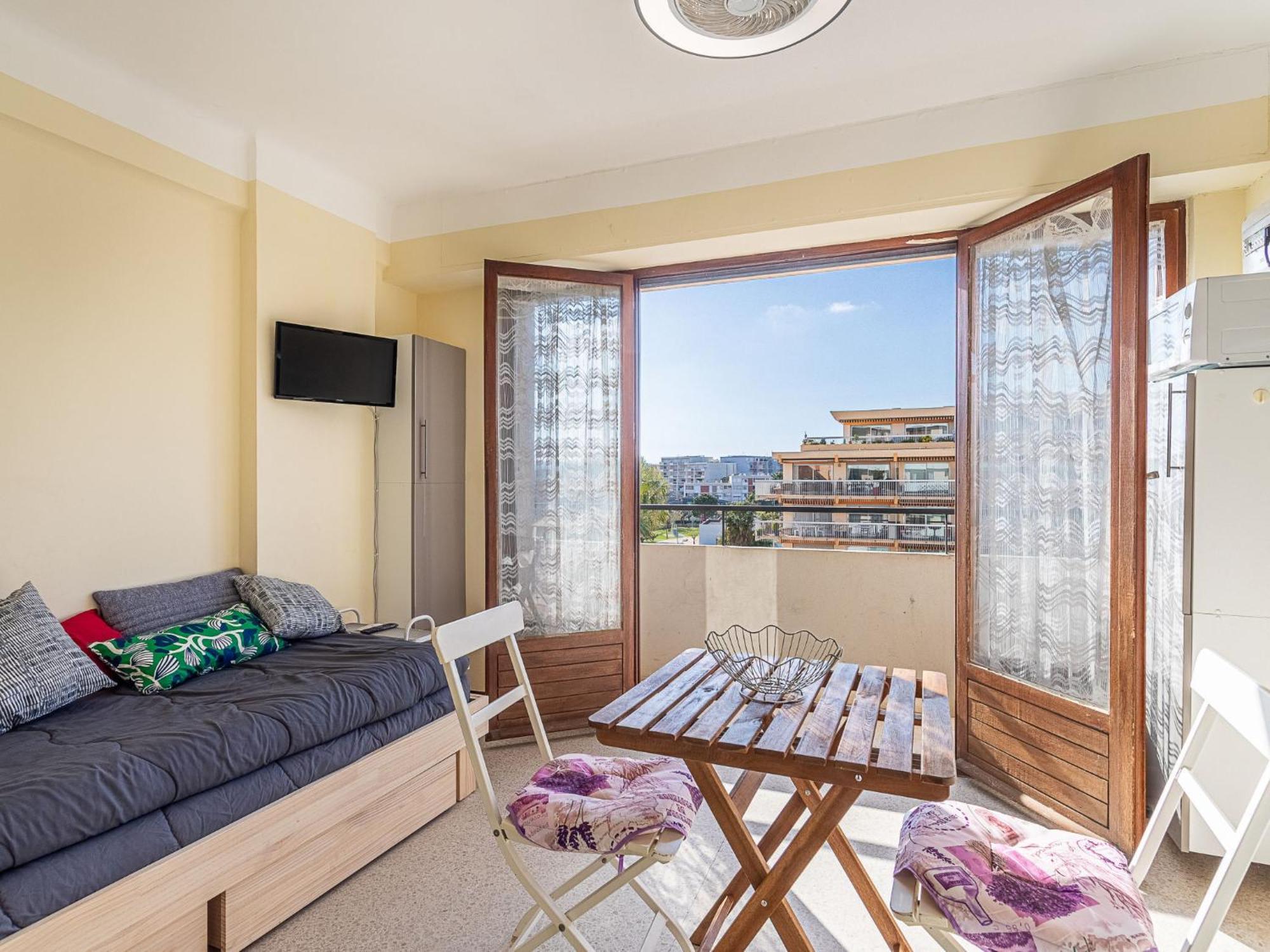 Studio Le Grand Large-4 By Interhome Le Lavandou Dış mekan fotoğraf
